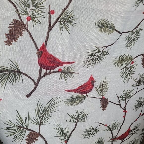 Cardinal Christmas shower curtain - Picture 2 of 3